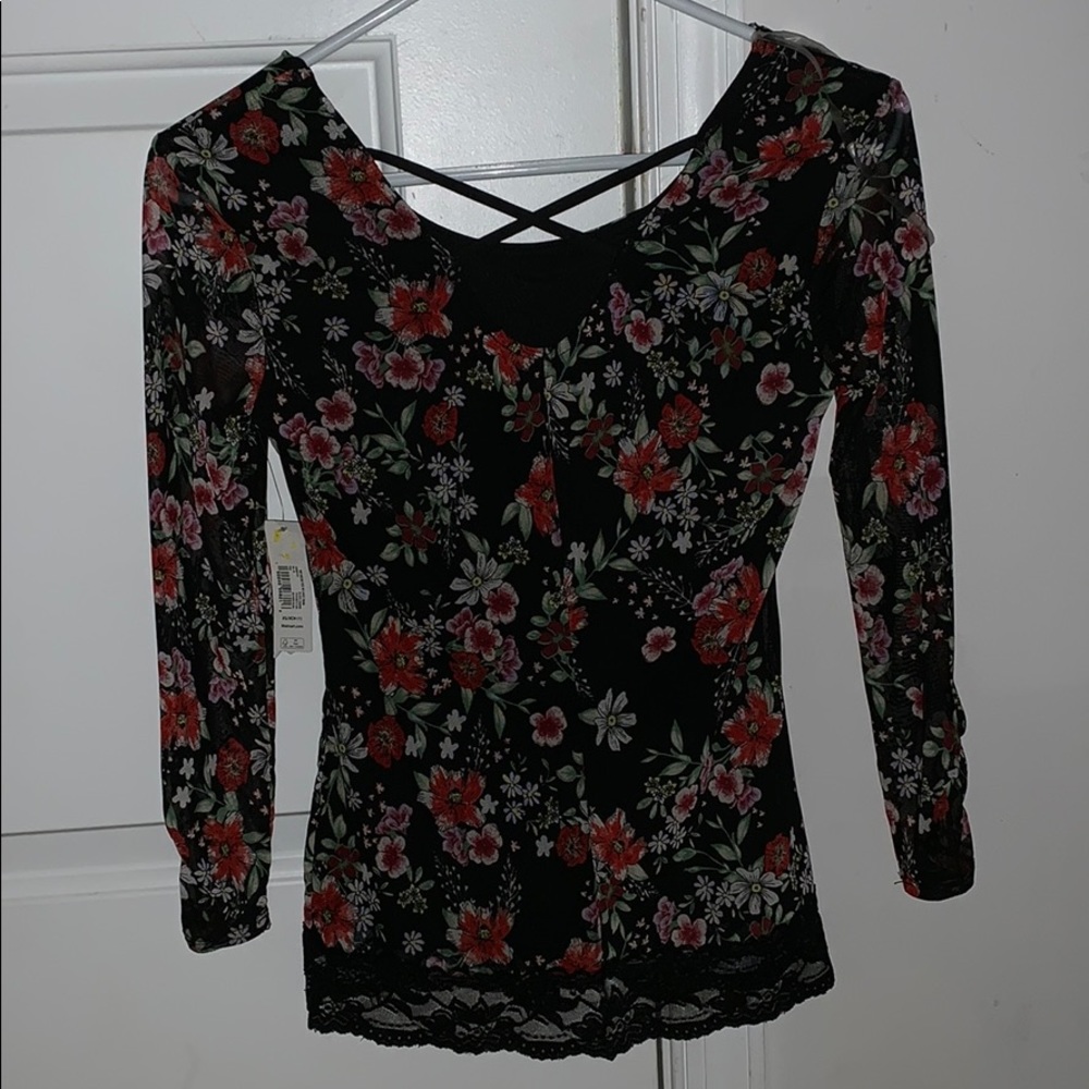 Nobo cross over flower blouse